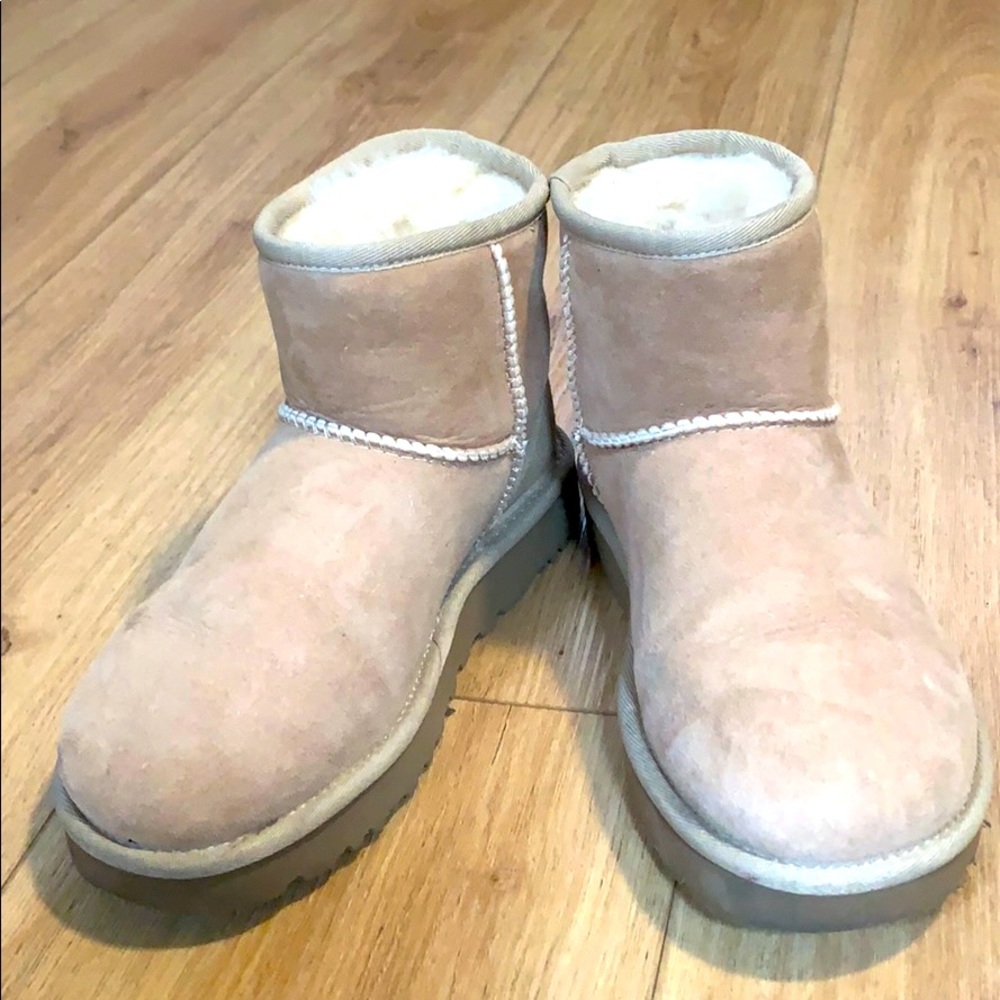 MINI UGG booties